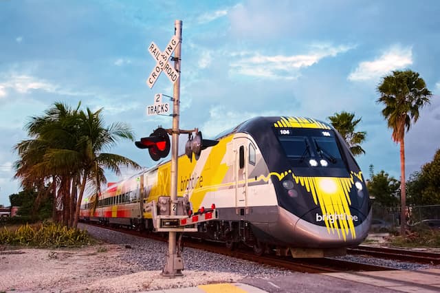 Tren Miami Orlando