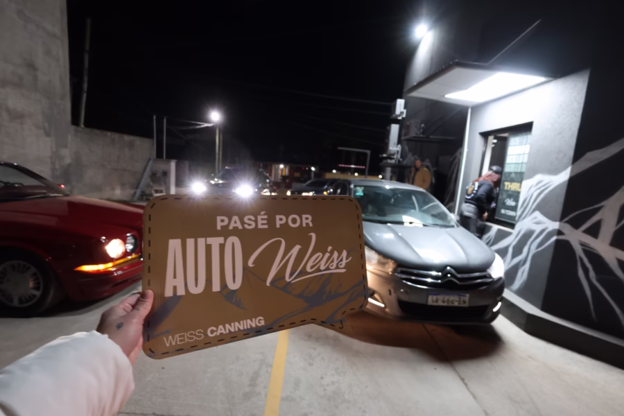 Auto WEISS