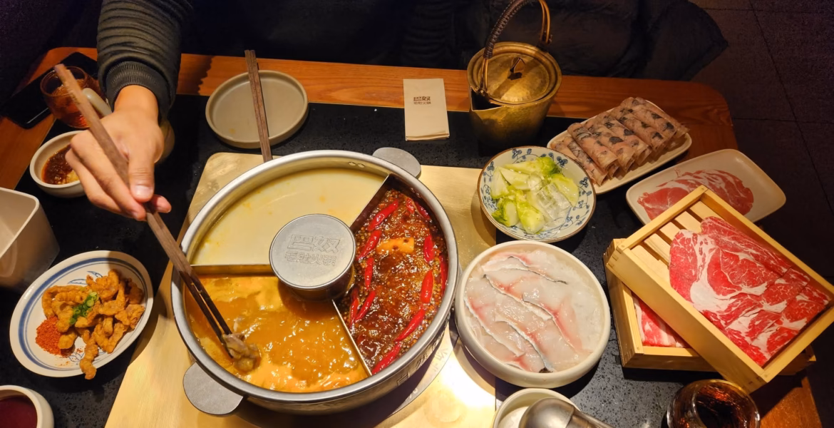 Banu hotpot platos